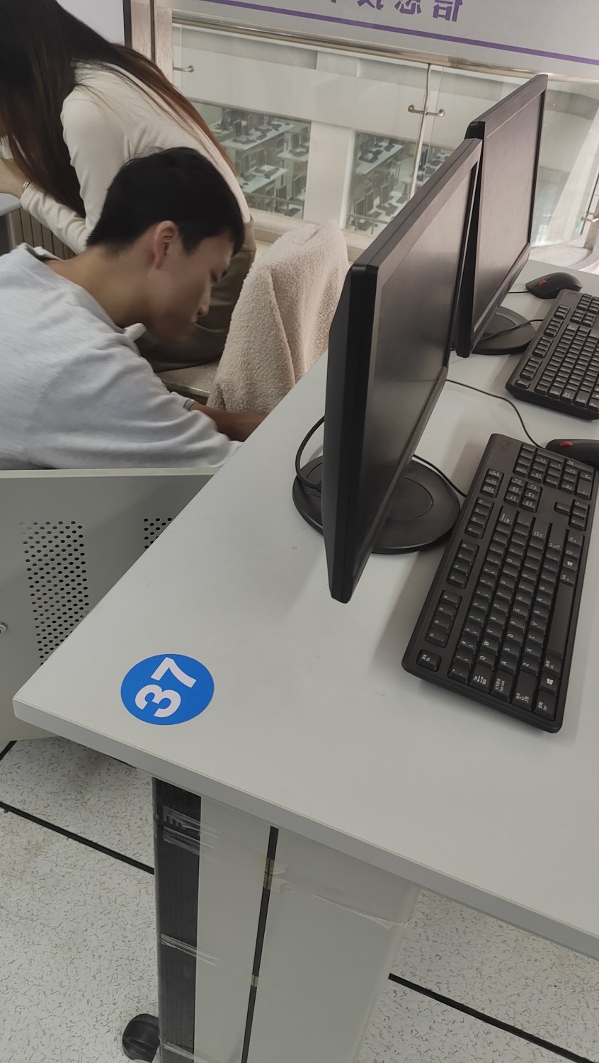 借用胡主机位数