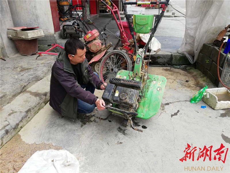 微耕机常见故障维修主机