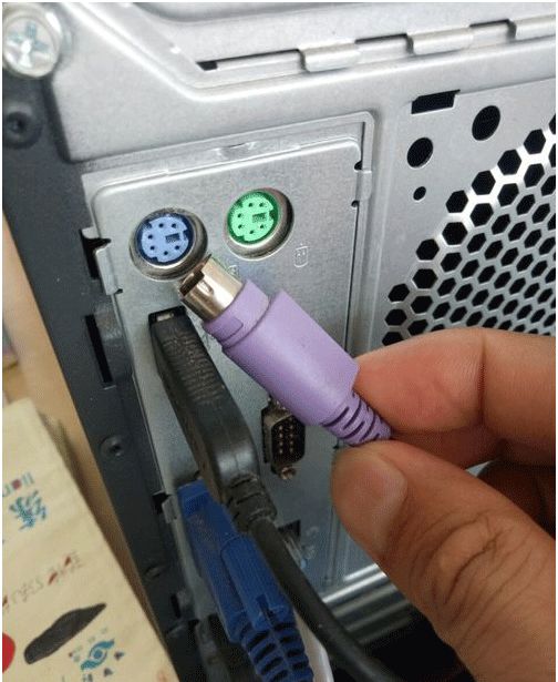 圆口键盘为啥插不到主机里
