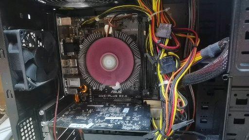主机电源绿灯不亮怎么回事