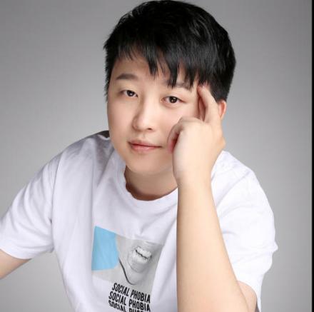 看小宇热游直播主机直播