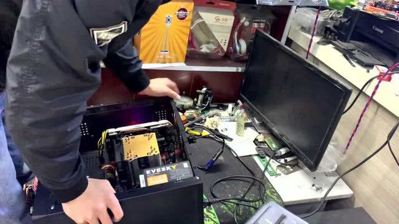 主机一直响电脑又无信号