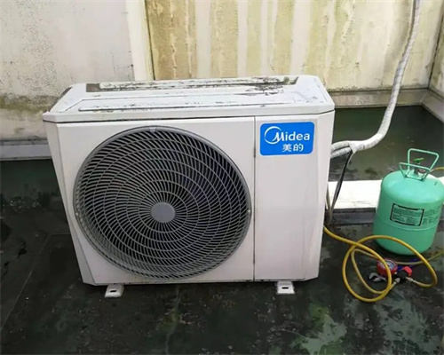 静频空调外面主机停吗