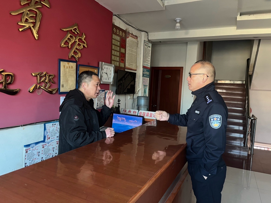 白汉场派出所的主机是什么