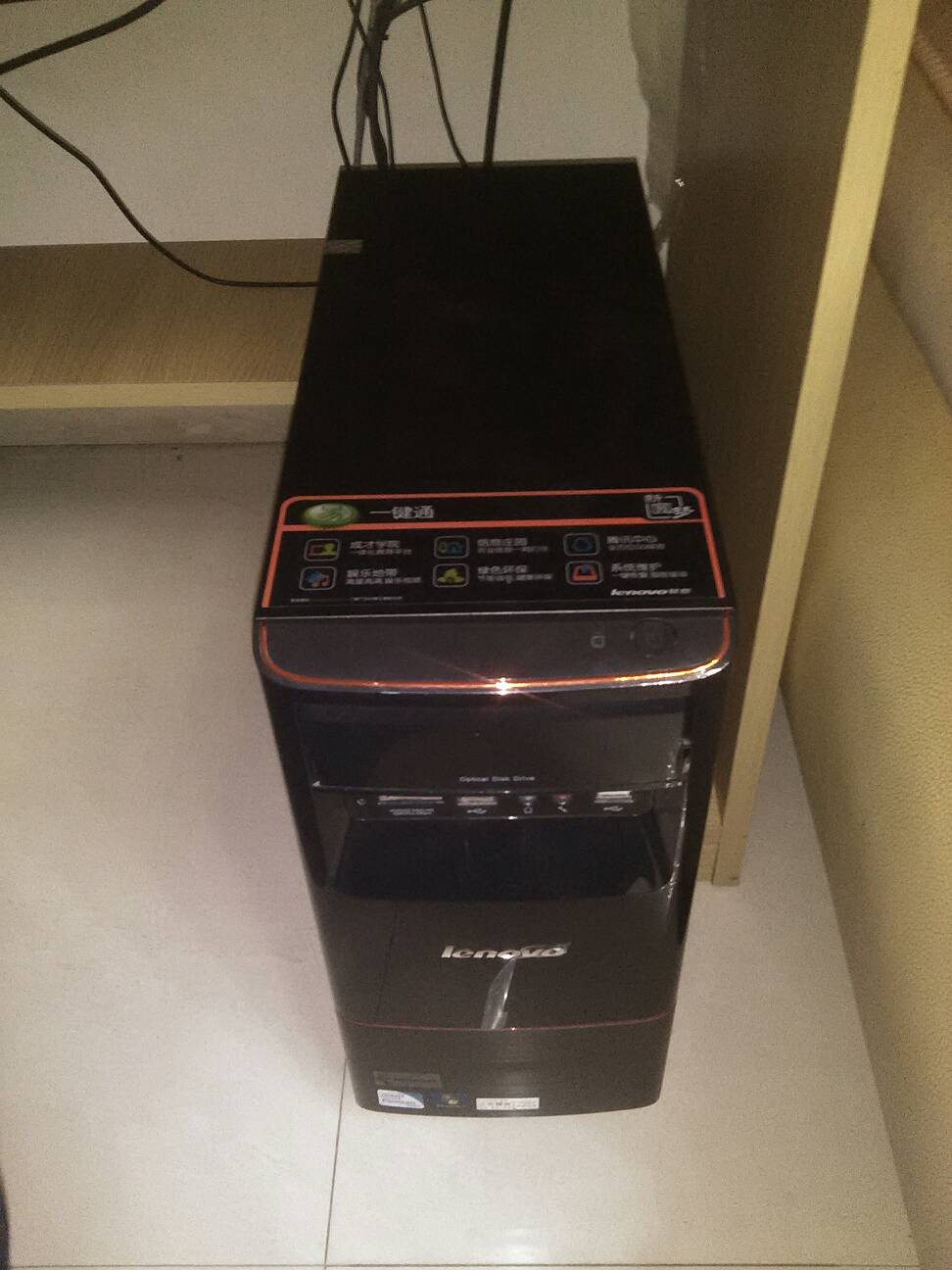 主机启时发出嘟嘟声显示器不显