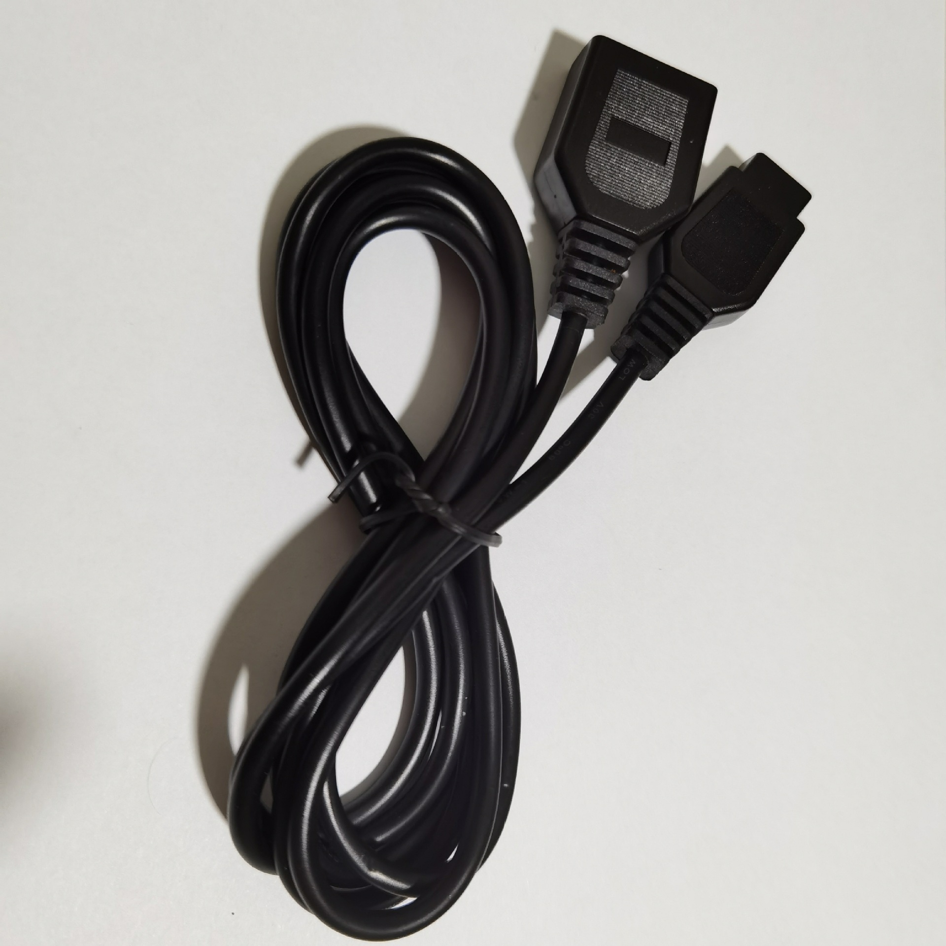 游戏主机的高端延长线材