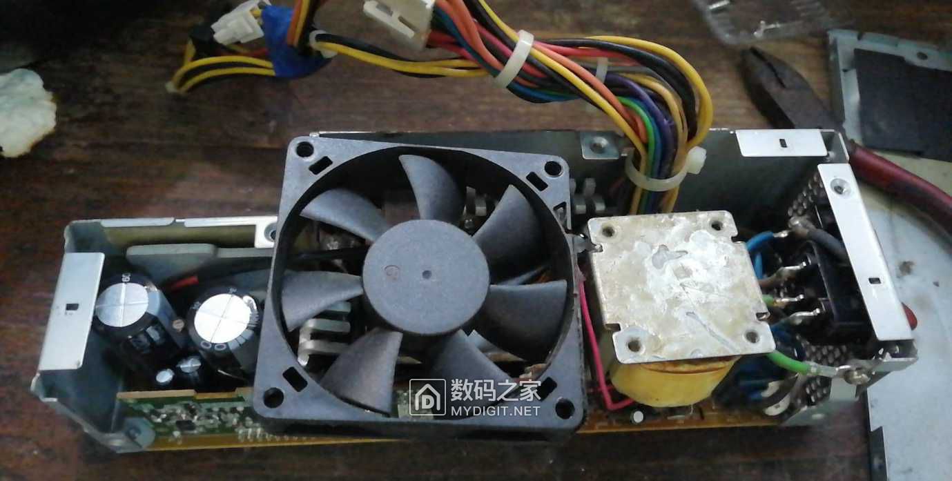 主机电源拆机图解
