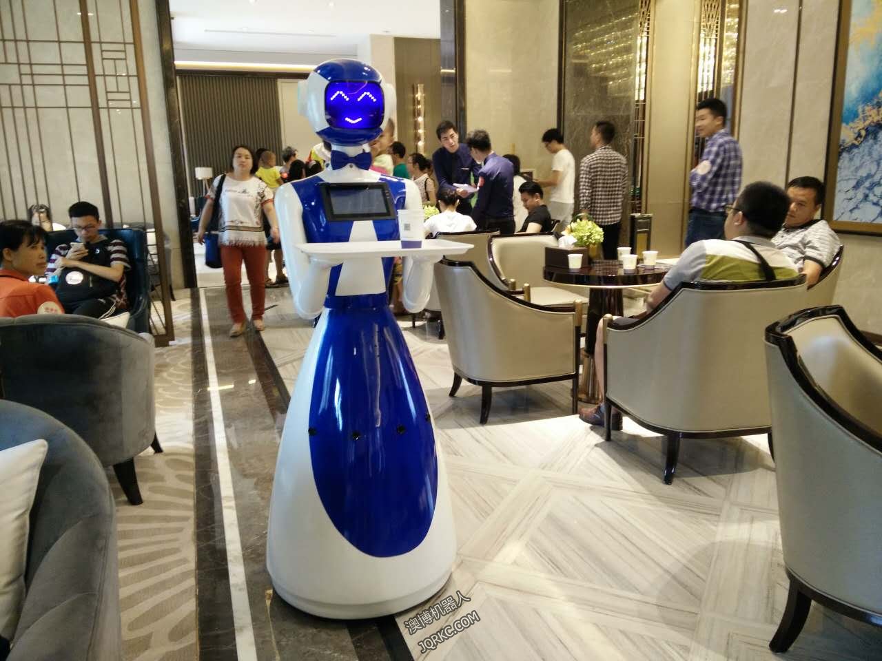 服务机器人主机