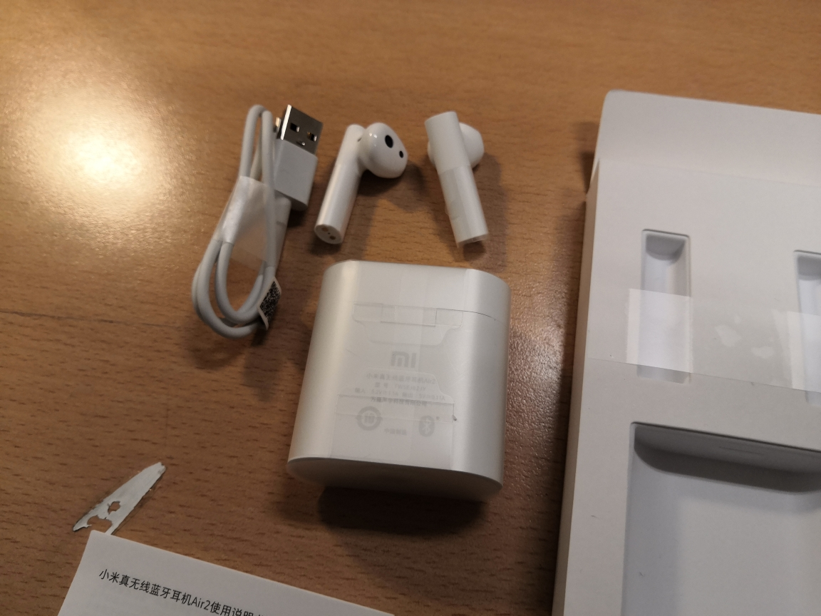 小米蓝牙耳机哪个是主机