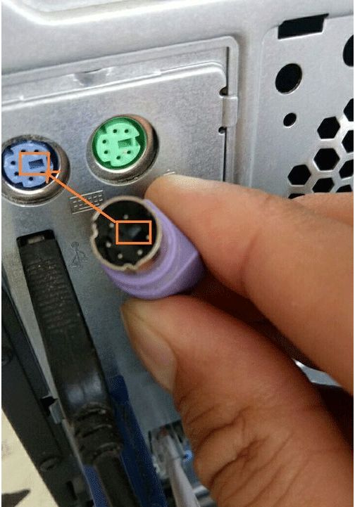 圆口键盘为啥插不到主机里