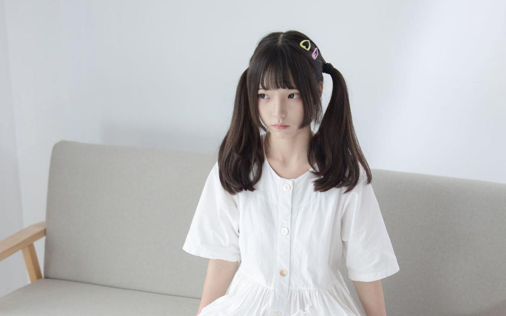 主机小萝莉