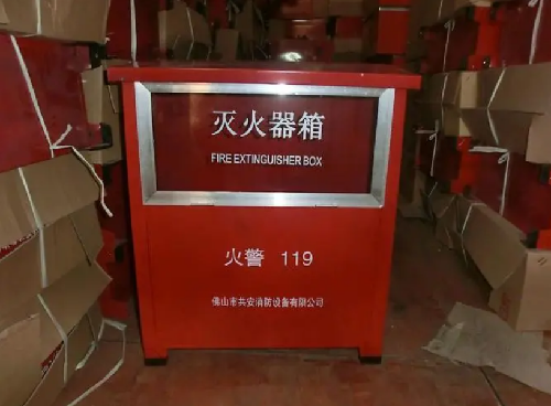 消防主机离地面多高