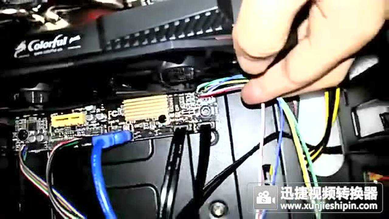 机械硬盘装台式主机哪个位置