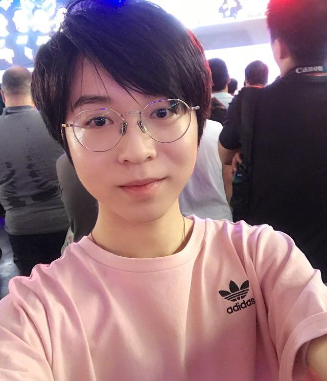 嗨氏主机直播视频
