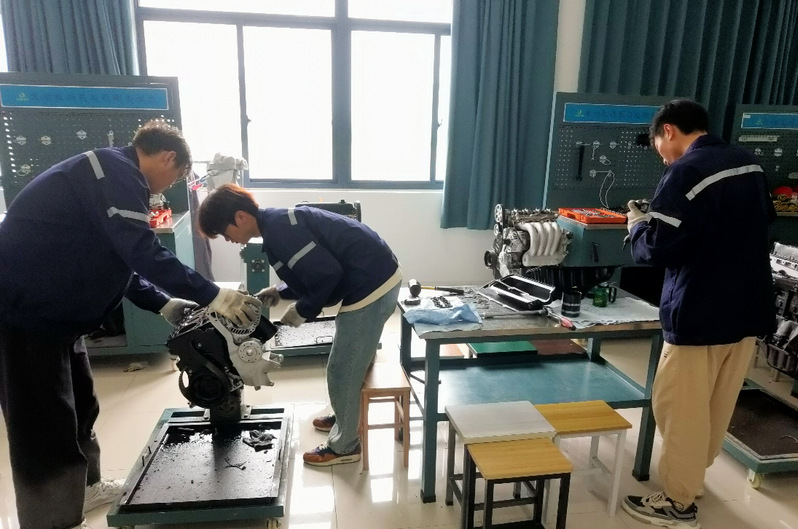 职业比赛用什么主机